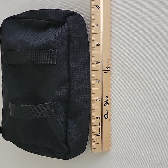 Vintage L.L. Bean Small Travel Accessory Pack Belt Bag Crossbody Unisex Bin2 - Picture 6 of 9